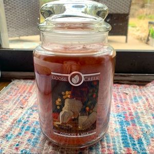 Goose Creek Cookies & Milk Large Jar Candle